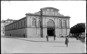 THO 013 Plaza de abastos, ca 1910. Autor, anónimo. AMVG